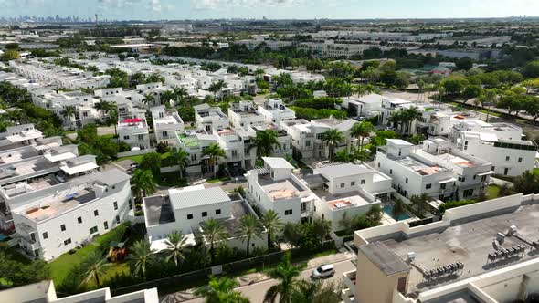 Aerial Drone Clip Oasis Doral 4k