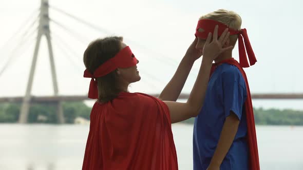 Mom Supports Son in Superhero Game, Psychotherapy for Boy to Cope With Problems