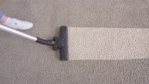Great Carpet Cleaning with a Vacuum Cleaner Brush