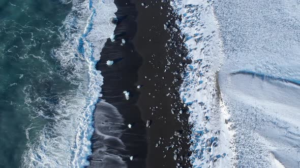 Icebergs on Black Beach