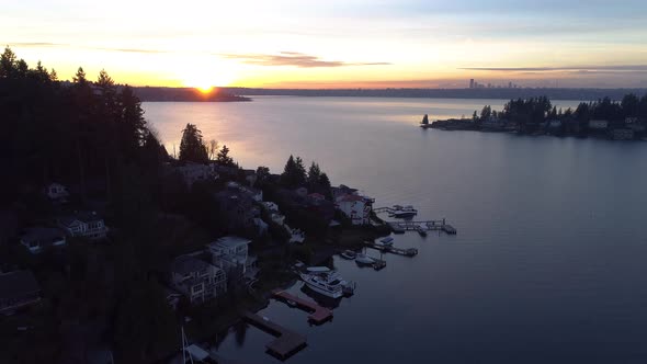 Bellevue Wa Usa Lake Overview West Towards Seattle Cityscape Sunset Lighting