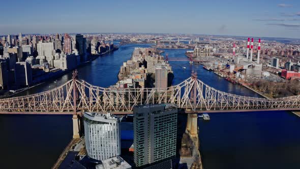 Roosevelt Island and Long Queensboro Bridge