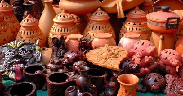 Street Market Exhibition of Handmade Pots, Ceramic Products, Souvenirs, Udaipur, Rajasthan, India