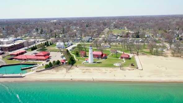 Fort Gratiot Lighthouse in Port Huron, Michigan with drone videoing in.