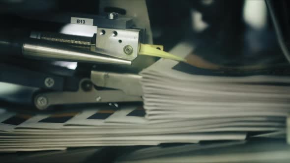 Technology of Fully Automated Press Machine in Typography