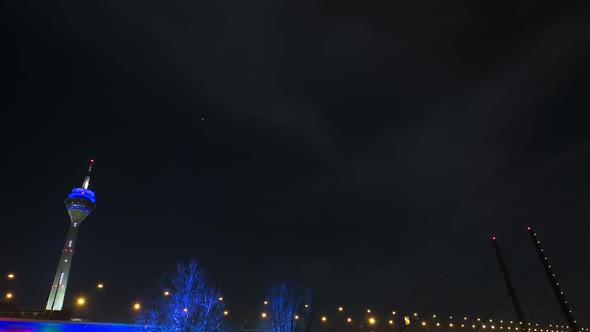 Timelapse at  Rheinkniebrücke at night