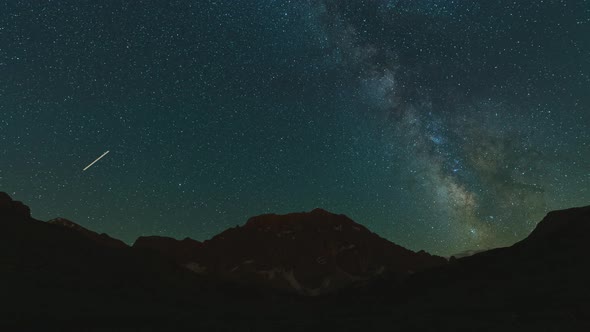Night Time Lapse in the Mountains