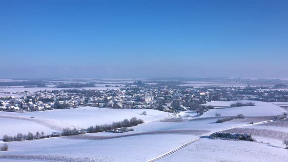 Weinvierte, Wine Quarter And Snow-covered Vineyards At Winter In Zistersdorf, Lower Austria. - aeria