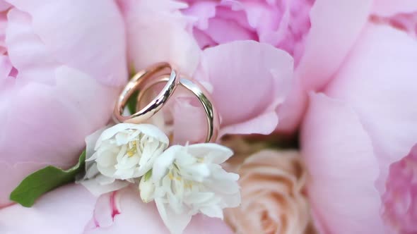 Wedding Flowers with Ring