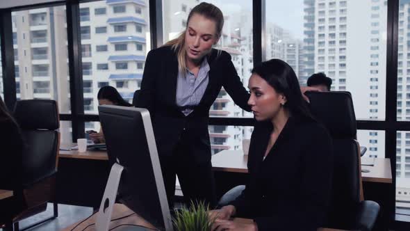 Young Leader Gives Advice to Young Woman Worker