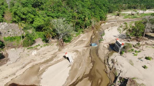 Crossing the River with a Fallen Bridge in Puebla