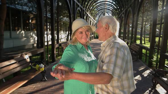 Old Couple Is Dancing