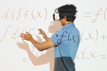 s while analyzing math calculations in VR device