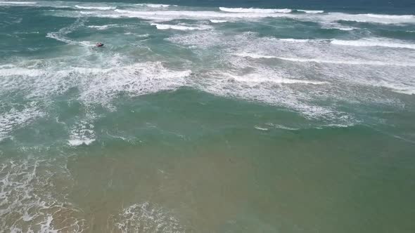 Trans Agulhas Race: Racers punch through shore break to beach, aerial