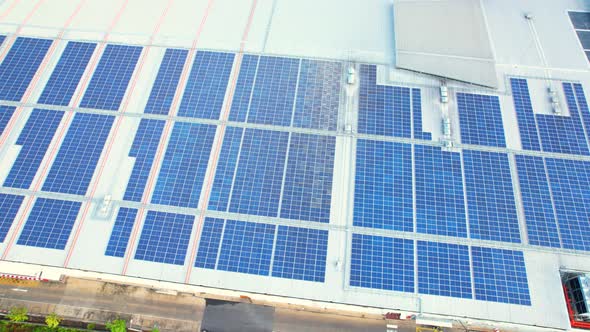 Aerial view of the solar panels on the roof of a shopping mall