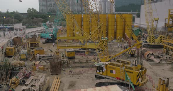 Works on Construction Site in Hong Kong alt