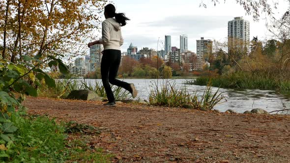 Vancouver City - Lost Lagoon - Jogging Girl