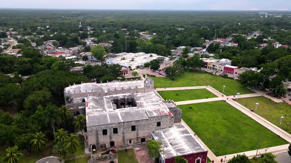 Aerial view of massive convent in Valladolid, yucatán, México