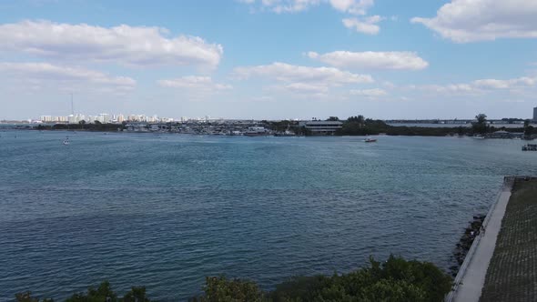 aerial starting to fly toward Mote Marine Laboratory and Aquarium in Sarasota, Florida