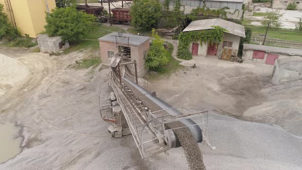 Aerial view of a conveyor belt