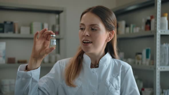 Female Pharmacist Doctor Talks About the New Covid19 Vaccine