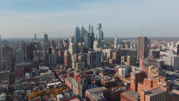 Slow parallax of Center City Philadelphia