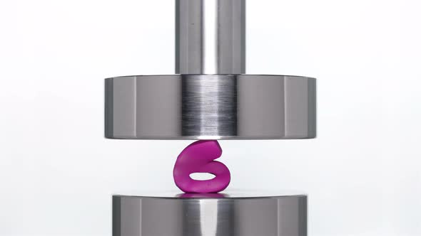 The Appearance of the Number Six When Lifting the Rod From a Hydraulic Press