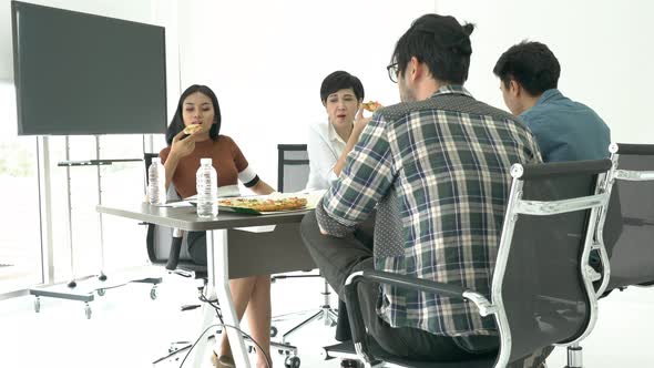 Break time in meeting room