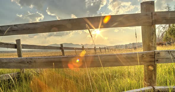 Sunset - Fence - Sawtooth Mountains - Idaho - Time Lapse