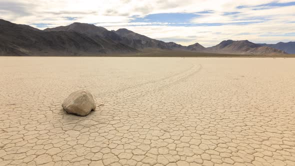 The Famous Race Track in Death Valley Time Lapse