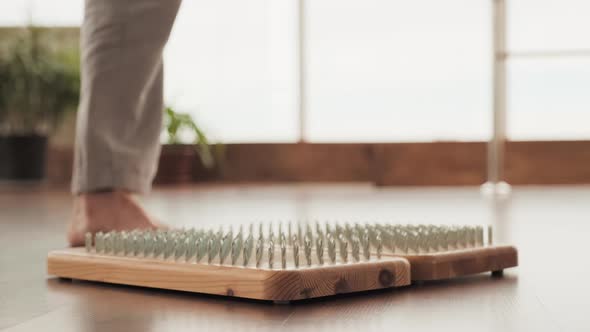 Nail Meditation Barefoot