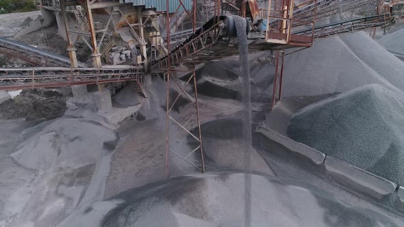 Quarry mining industry rock extraction heavy machinery equipment