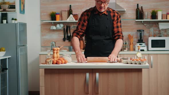 Cooking Handmade Pasta with Bio Ingredients