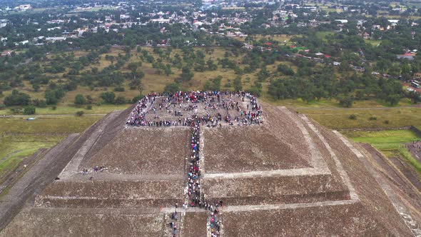 AERIAL: Teotihuacan, Mexico, Pyramids (Flying Over)