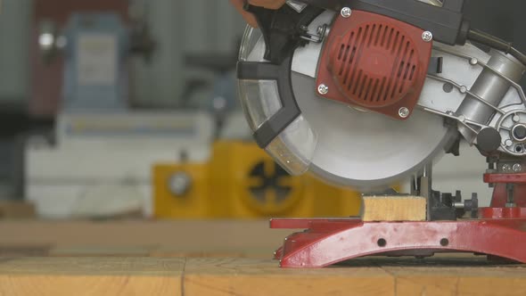 Cutting wood with a miter saw