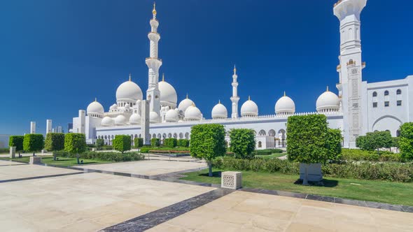 Sheikh Zayed Grand Mosque Timelapse Hyperlapse in Abu Dhabi the Capital City of United Arab Emirates