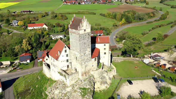 Drone flight along Katzenstein Castle