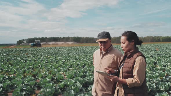 Farm Workers Watching Stats