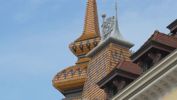 Tilt up of a decorated building roof