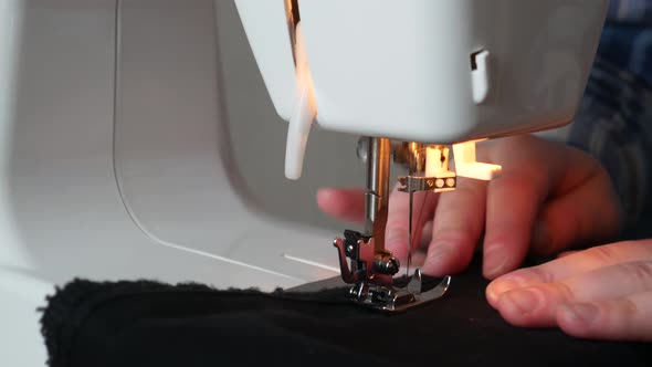 Tailor Sewing Stitch With Sewing Machine