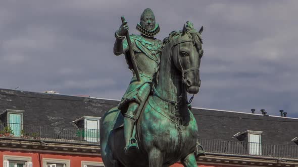 Statue of Philip III Timelapse Hyperlapse at Mayor Plaza in Madrid in a Beautiful Summer Day Spain