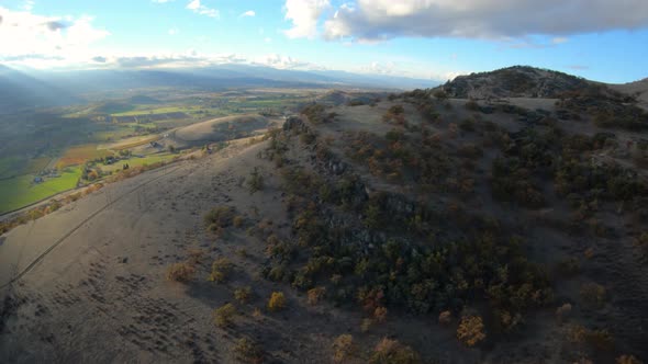 Aerial Flying Over Payne Cliffs Dazzling Shiny Sun Rays Through Clouds Medford Oregon Usa