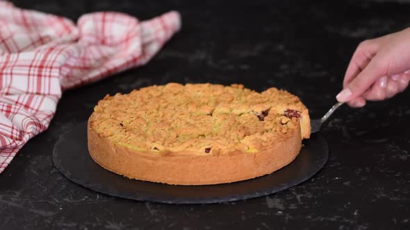 Delicious Cherry Cake with Shortcrust Pastry and Vanilla Pudding.