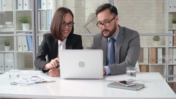 Discussing the Presentation  alt