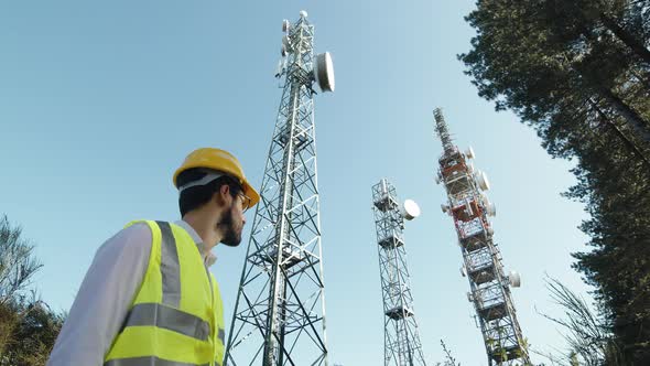 Telecommunications Engineer Turns to the Radio Antennas