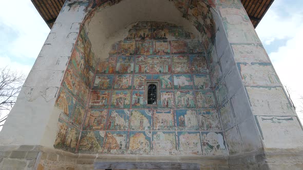 Mural painted wall of the Arbore Church alt