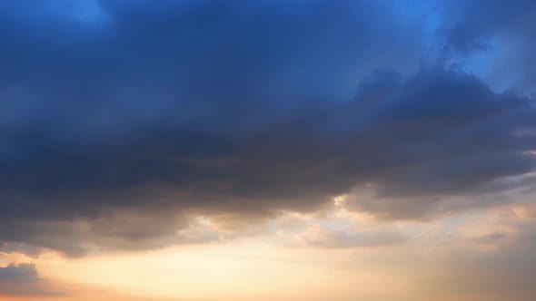 4K Sky Time lapse, Beautiful background, Sky Timelapse of skyscrapers.