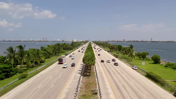 Julia Tuttle Bridge Miami 4k 60fps