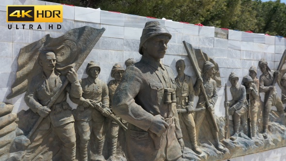 Canakkale Martyrs Relief and Ataturk Sculpture