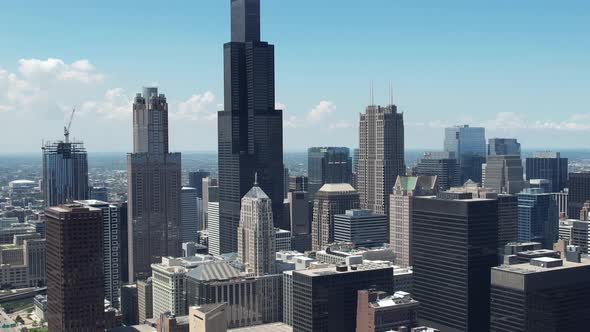 Aerial Reveal of Willis Tower - Chicago, USA